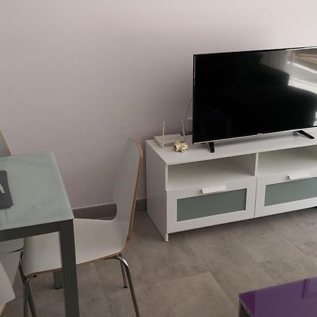 Skol 320C By Completely Marbella Apartment Bagian luar foto