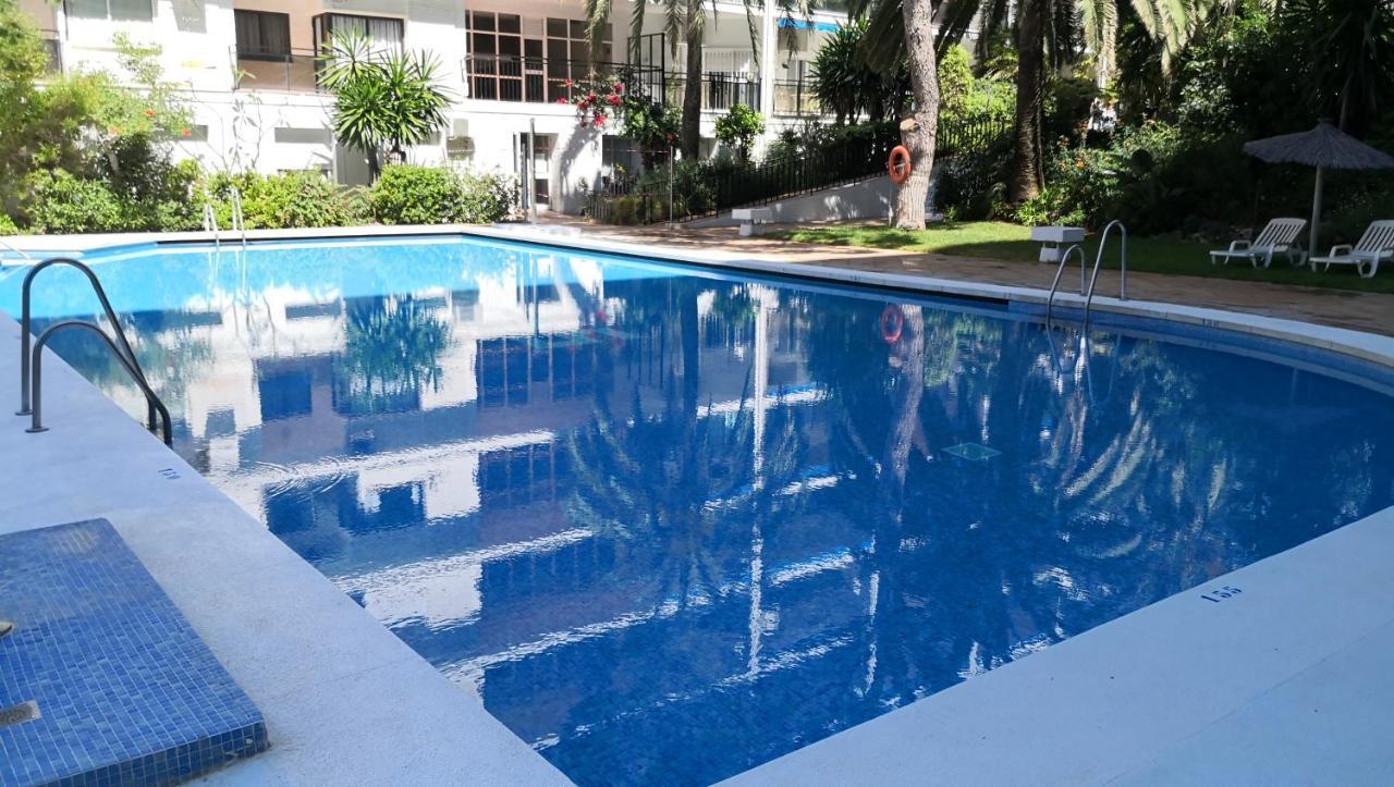 Skol 320C By Completely Marbella Apartment Bagian luar foto