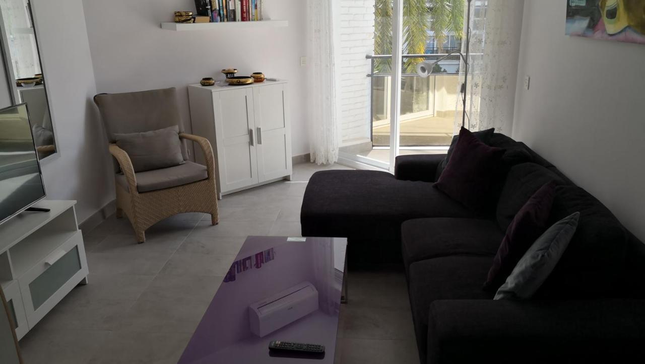 Skol 320C By Completely Marbella Apartment Bagian luar foto